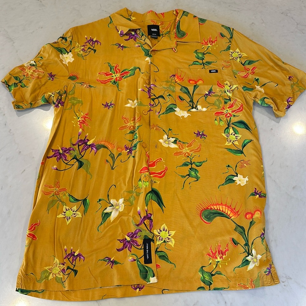 ⚡️Vans Button Up Shirt⚡️
